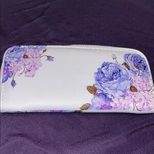 Floral White and Purple Women's Wallet🎁